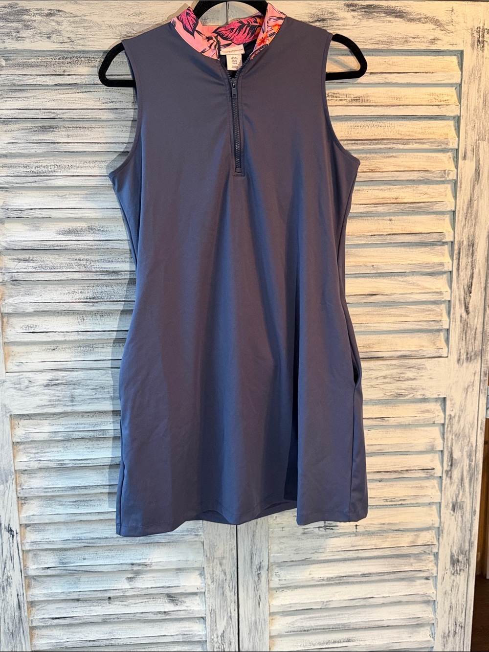 Tommy Bahama Golf Sleeveless Dress with Pink Contrast Collar and Shorts Size M